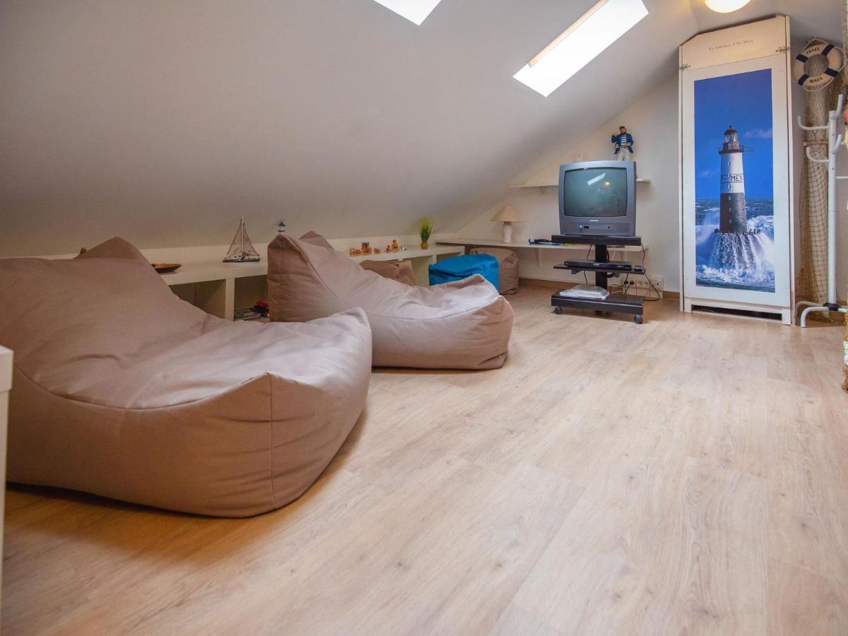 Komfort Mit 1 Schlafzimmer Und Balkon Im Dachgeschoss 023 Apartment Ostseebad Binz